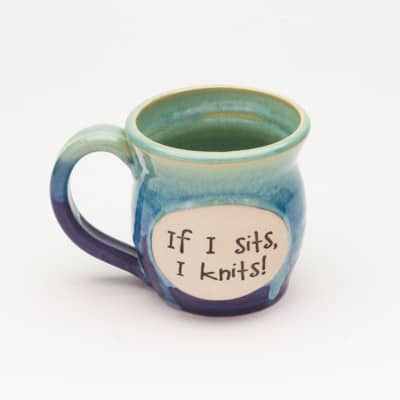 If i sits, i knits Sweet pea 10 oz. mug