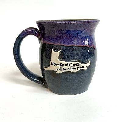 Women and Cats will do as they please Arizona Sunrise 20 oz